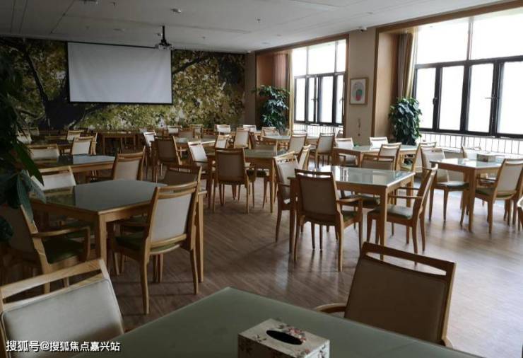 开云网站 Kaiyun开云上海养老公寓包吃住一个月多少钱?价格及预约电话(图3)