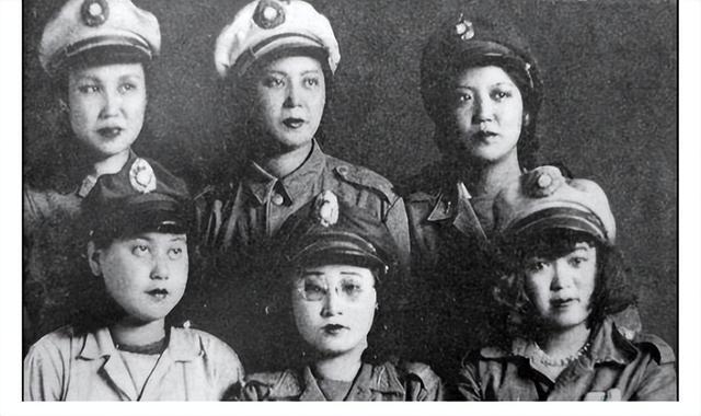 kaiyun中国官方网站1949年4月的广州一群女兵在大陆的最后一餐(图6)
