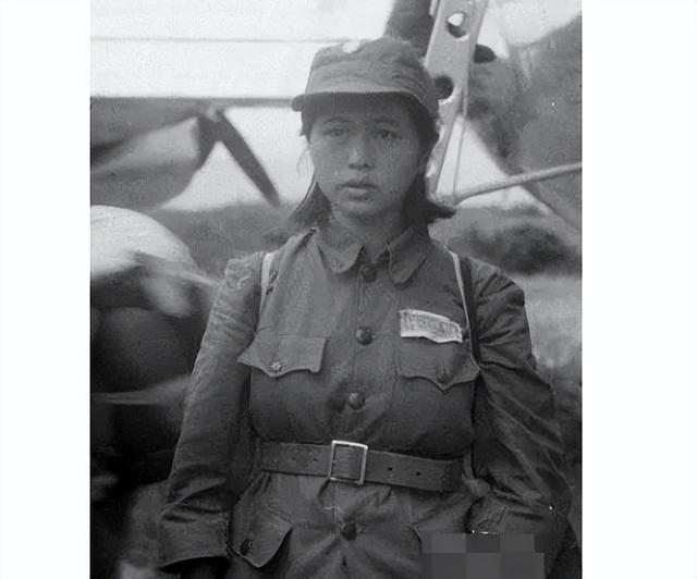 kaiyun中国官方网站1949年4月的广州一群女兵在大陆的
