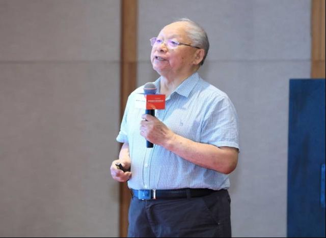 超三万人现场观展 看高科技如何“装备”教育(图2)